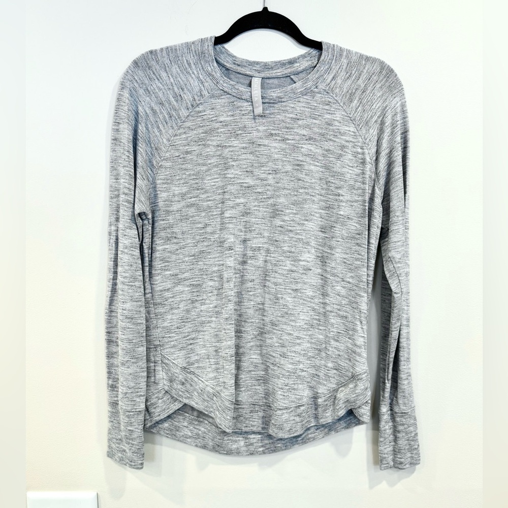 🔥Athleta Women’s Heather Gray Long Sleeve Top Size S EUC 🔥